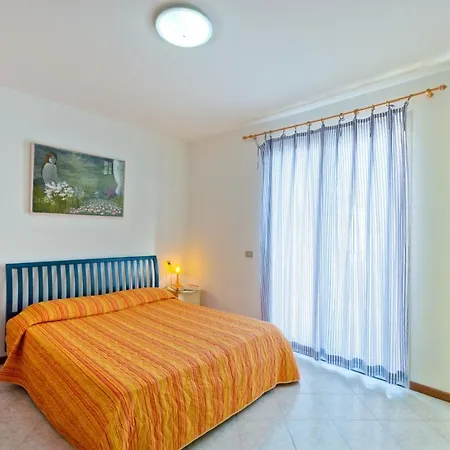 Apartman Le Soleil 2 *